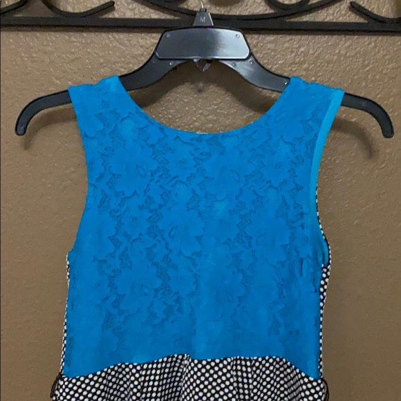 Dress - Picture 4 of 4